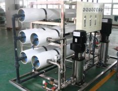 化妆品、精细化工行业用水制取设备